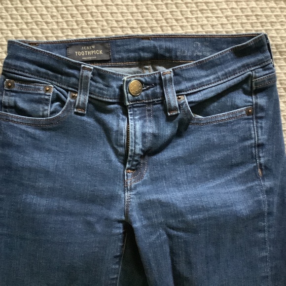 Size 25 J. Crew Toothpick Jean in classic wash - Picture 1 of 5